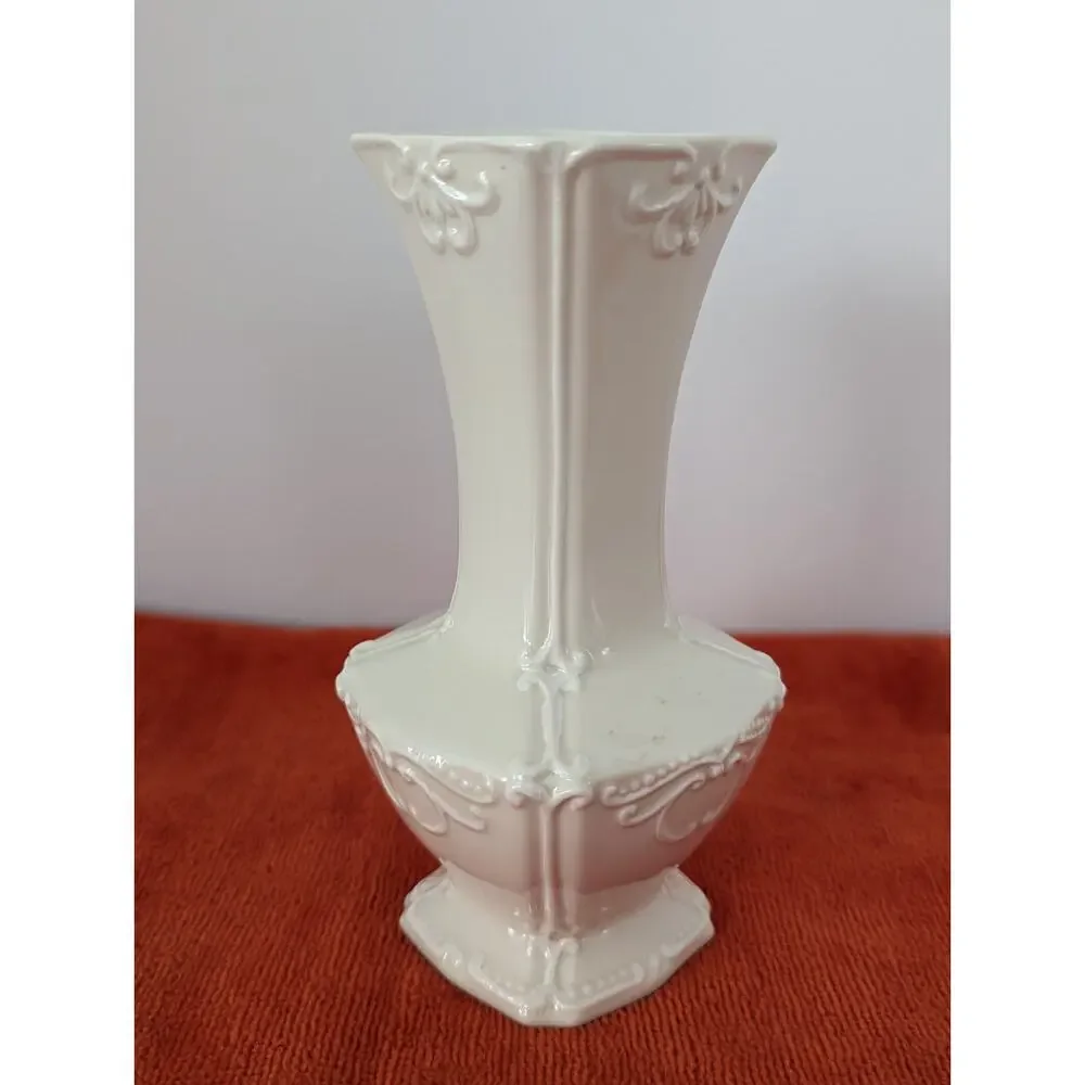 Vintage Paris Royal Ivory Vase W/Scrolling Pattern PR Sword Symbol